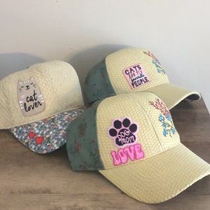 Beautiful Kohls cat ,dog ,music lover Caps
